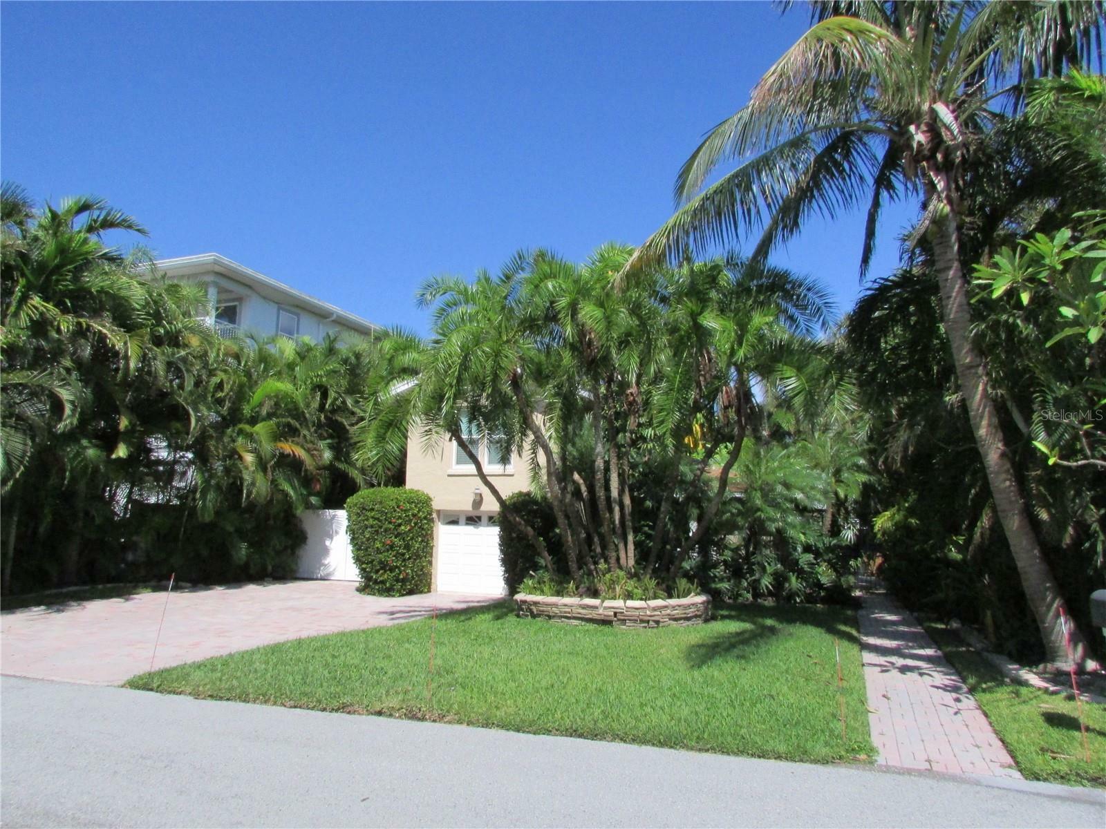 24 160th Court  Redington Beach FL 33708 photo