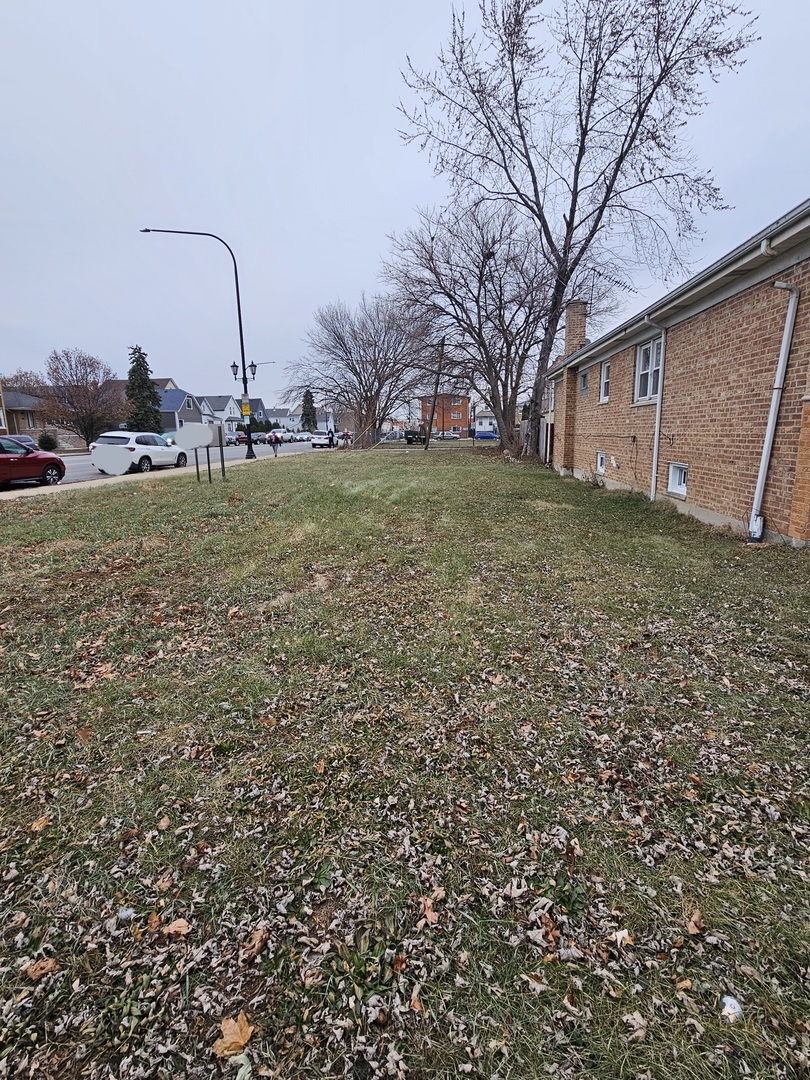 Property Photo:  5128 W 32nd Street  IL 60804 