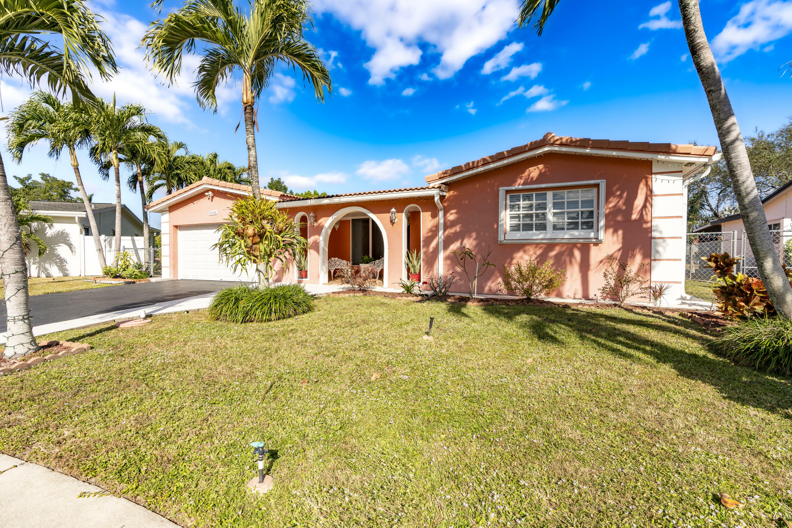 10549 NW 4th Street  Plantation FL 33324 photo