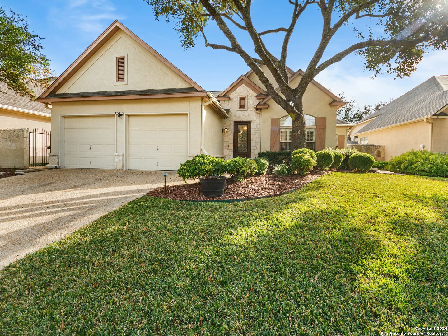 Property Photo:  3706 Rustling Oaks  TX 78259 