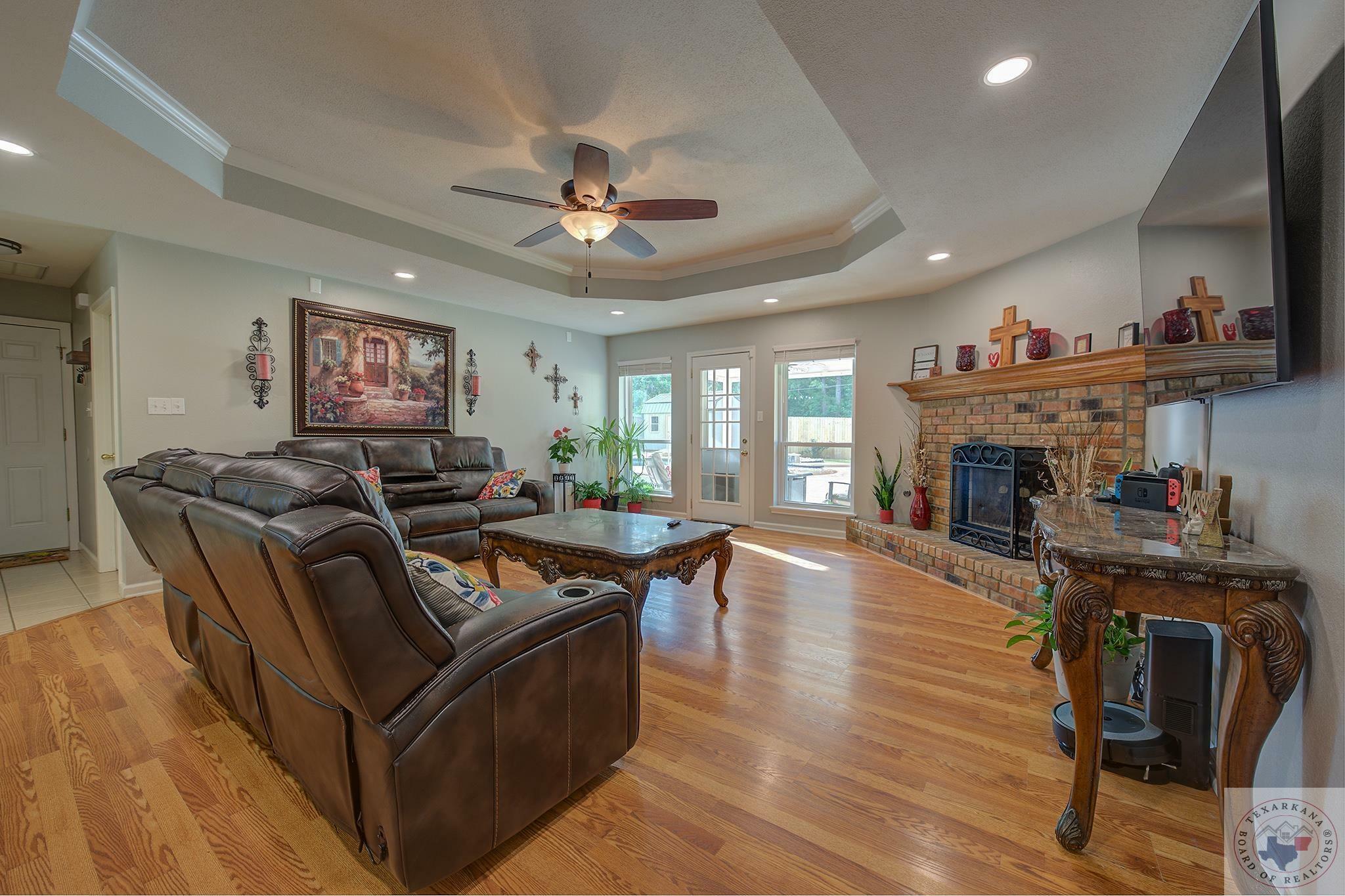 Property Photo:  131 Eastline Rd  TX 75501 