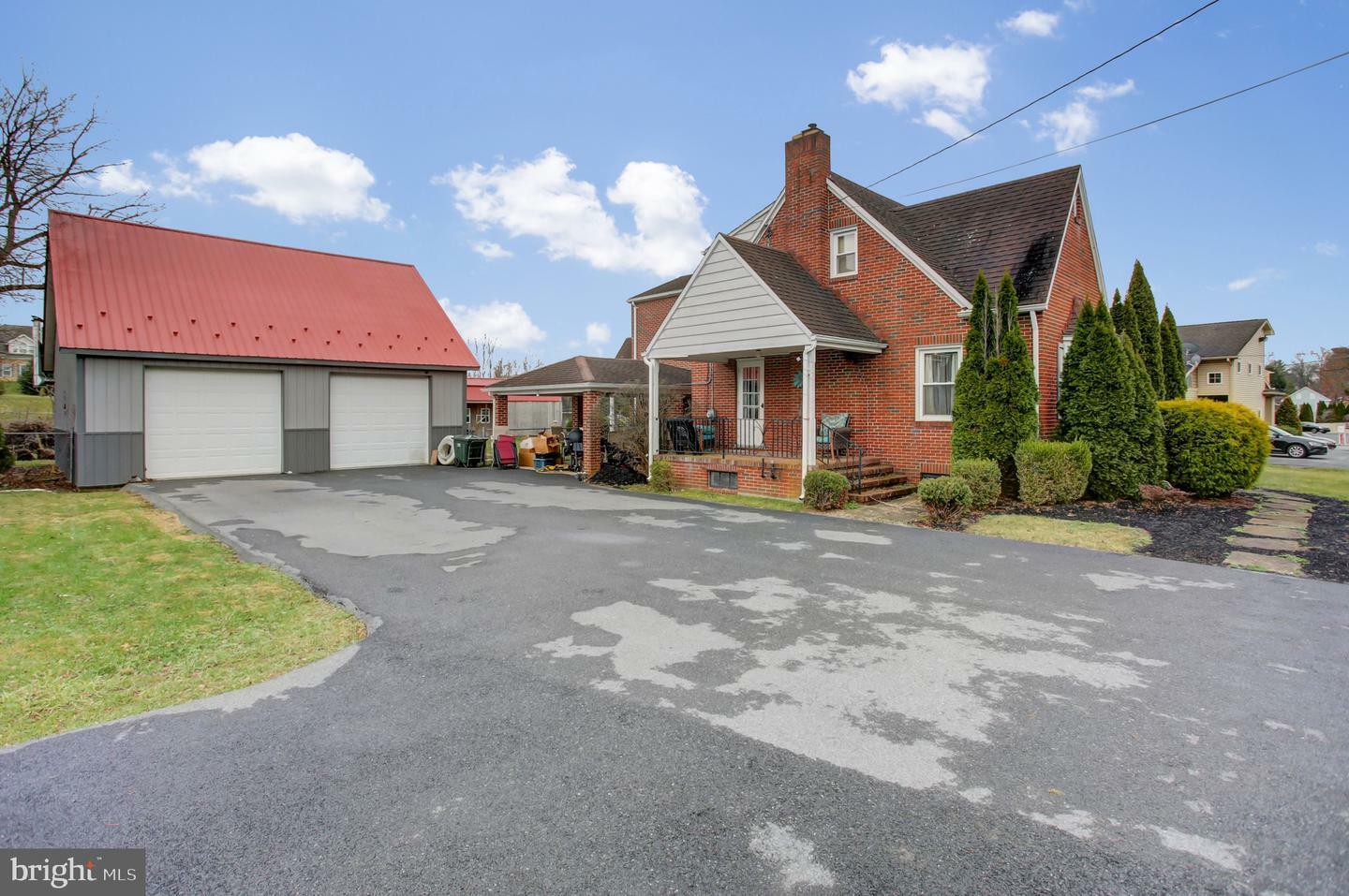 Property Photo:  11408 Anthony Highway  PA 17268 