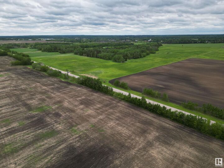 Property Photo:  54517 Range Road 22 B  AB T0E 1V0 