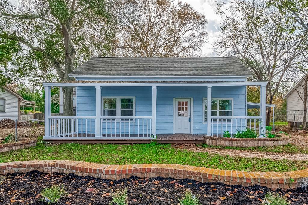 Property Photo:  215 Wheaton Street  TX 77469 