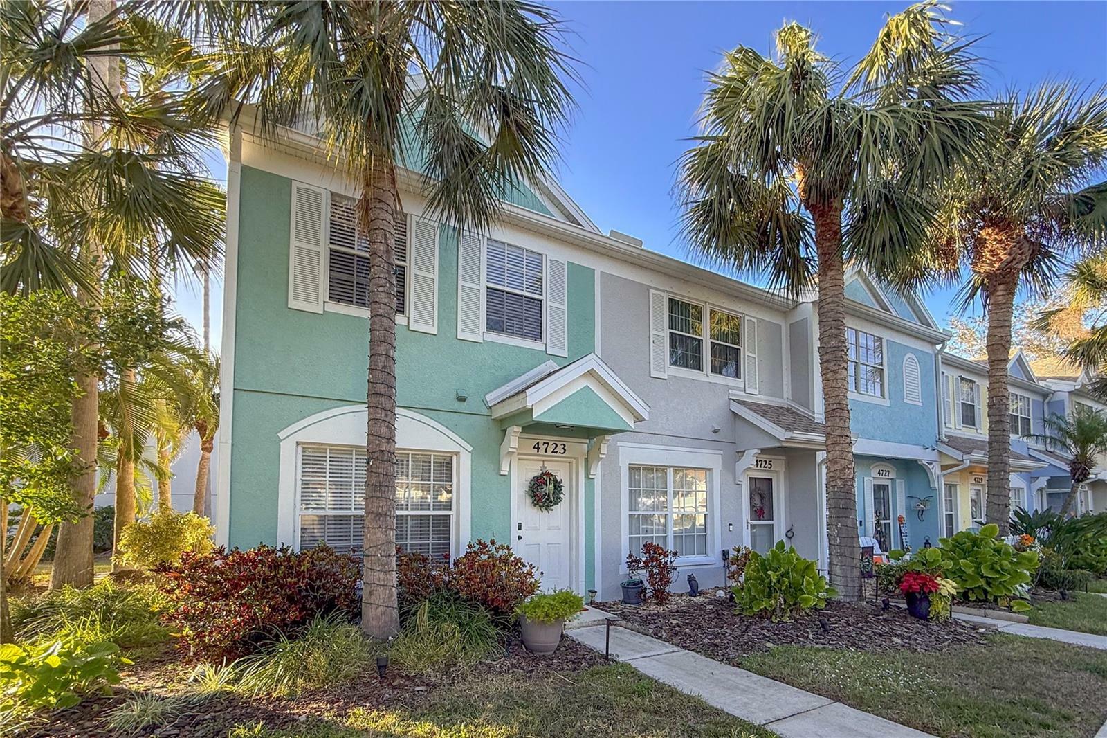 Property Photo:  4723 Sabal Key Drive  FL 34203 