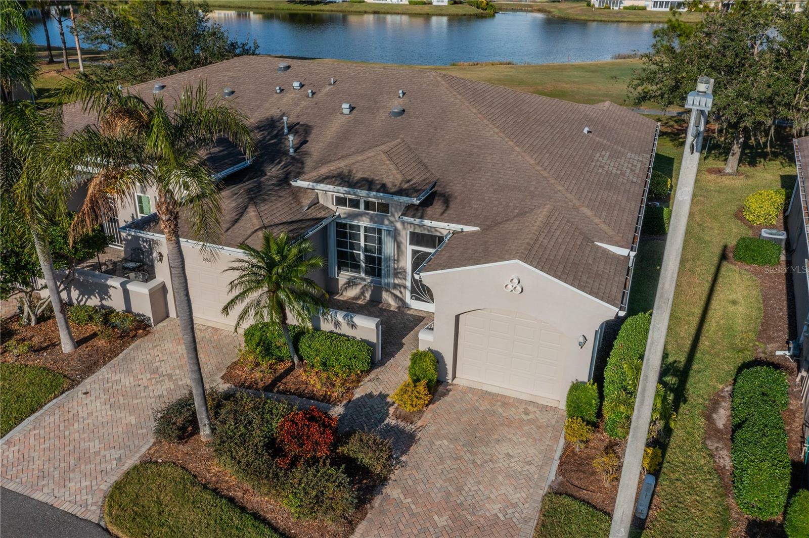 Property Photo:  2463 Kensington Greens Drive  FL 33573 