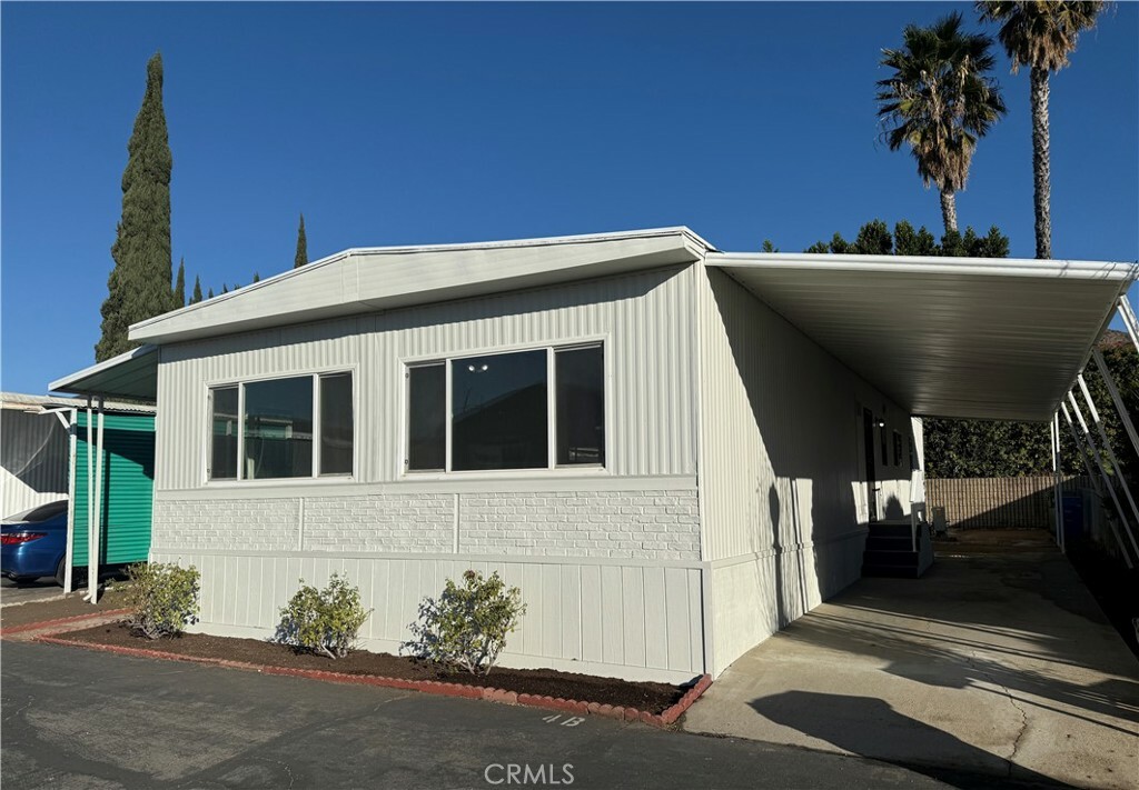 Property Photo:  16079 Yarnell St. B4  CA 91342 