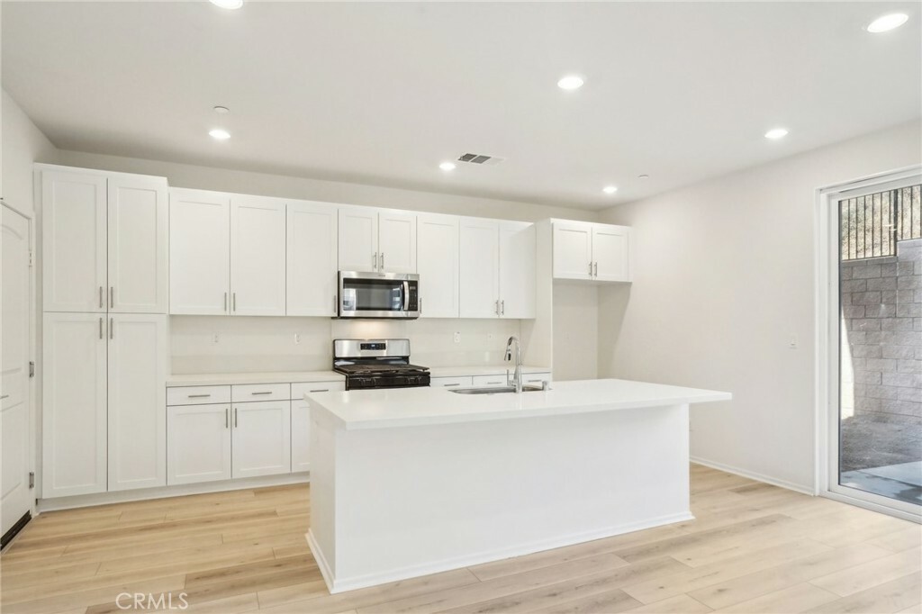 Property Photo: 34260 Summer Lane CA 92399