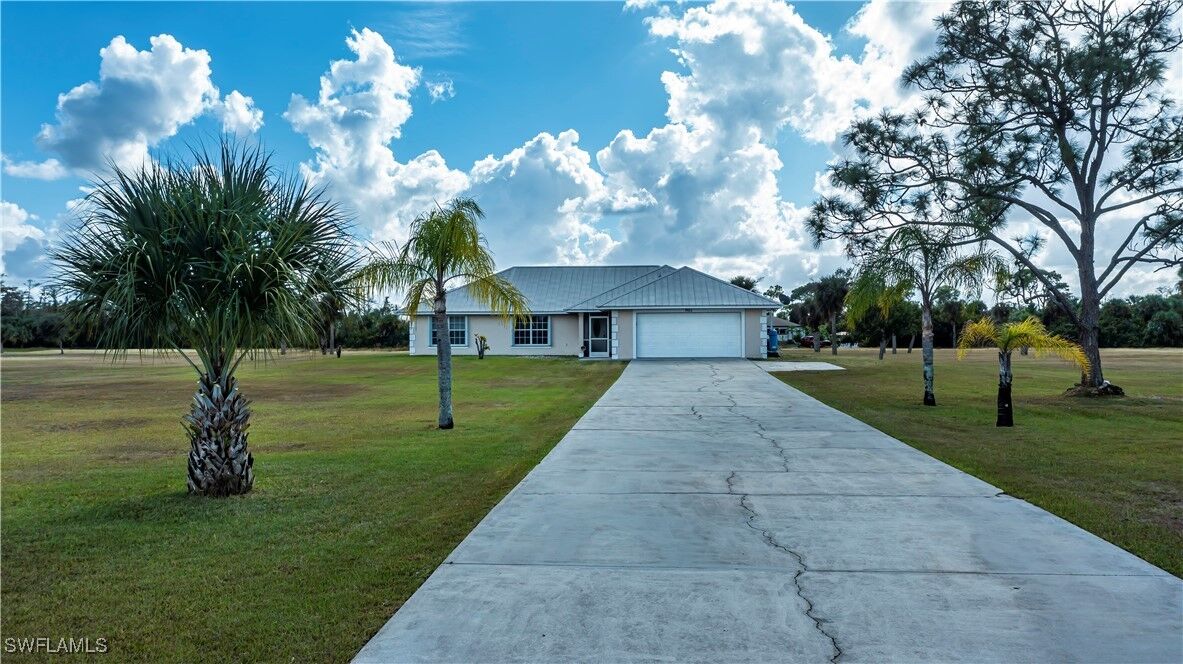 Property Photo: 3500 SW Eucalyptus Boulevard FL 33935