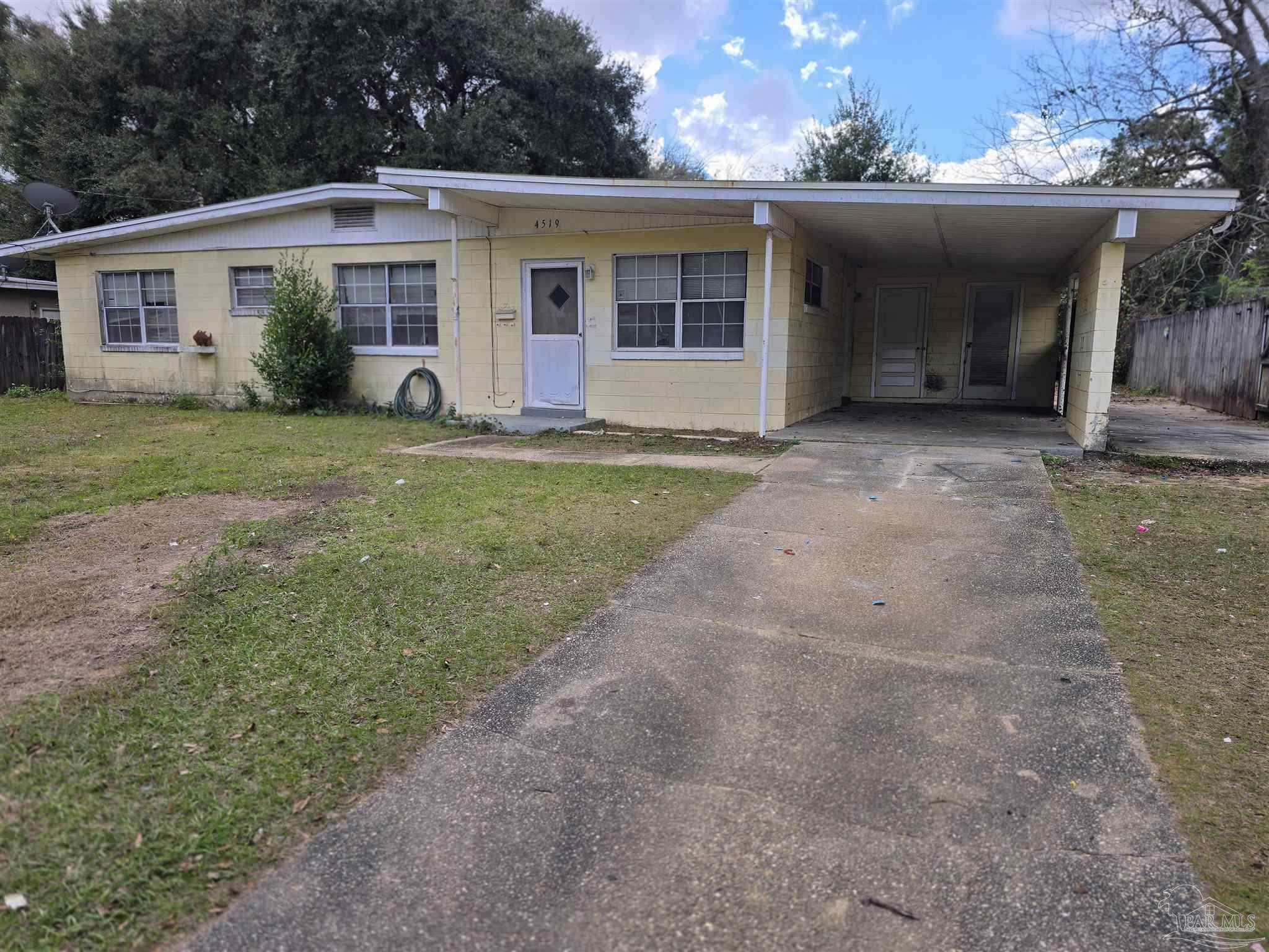 Property Photo:  4519 Lemoyne Ln  FL 32505 