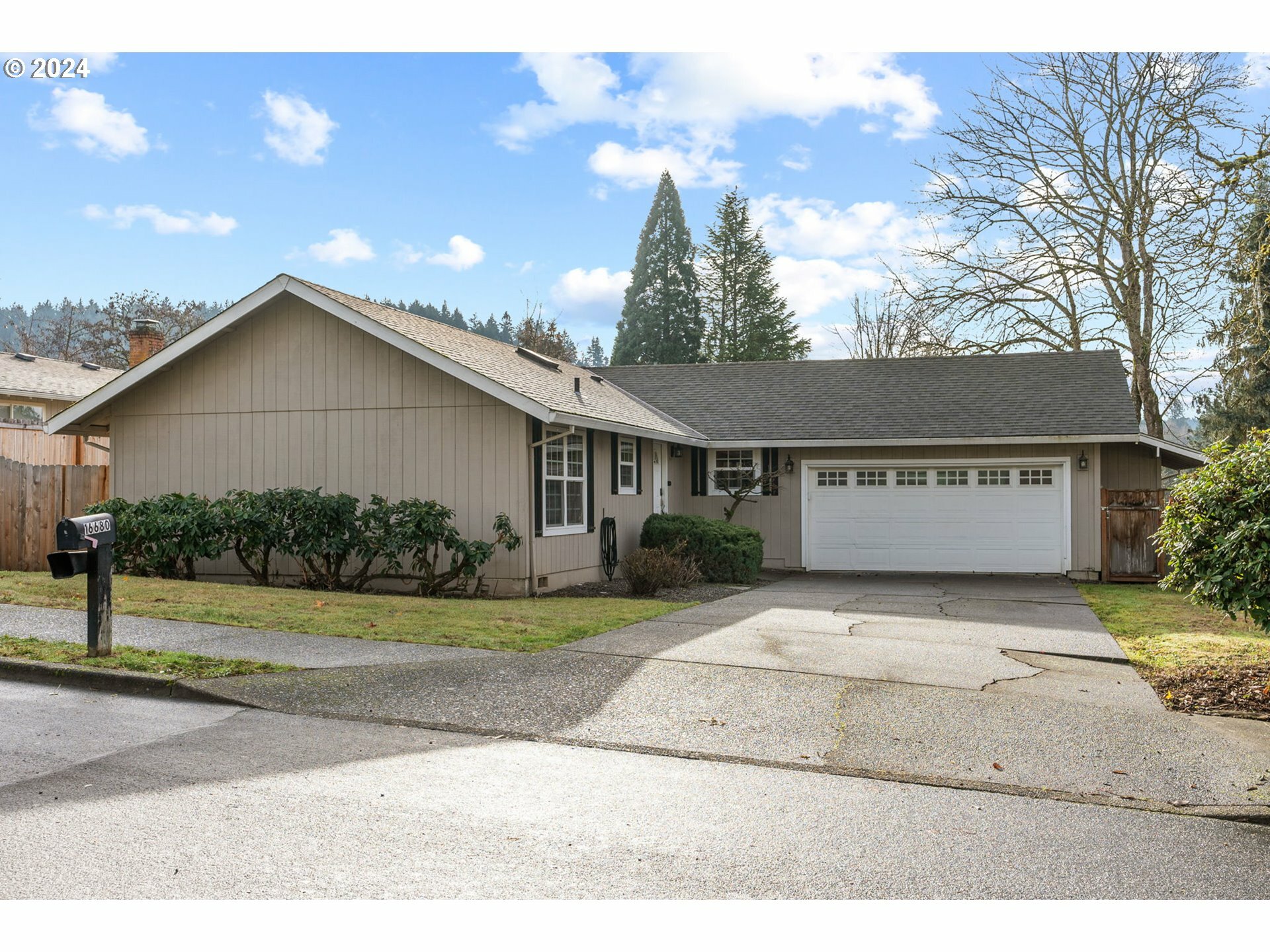 Property Photo: 16680 SW Rosa Rd OR 97007