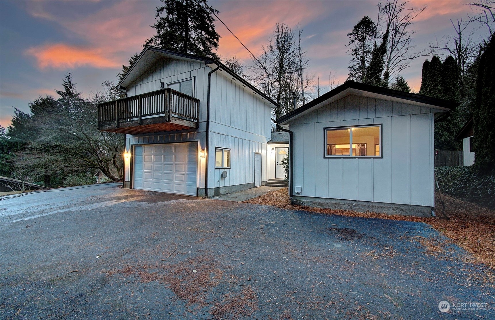 Property Photo:  131  Inglewood Drive  WA 98632 