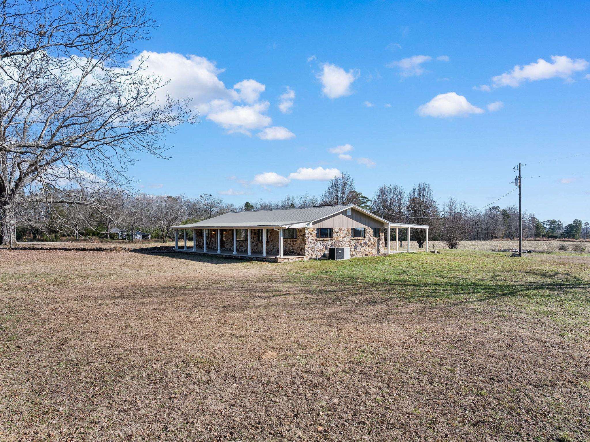 Property Photo:  1257 Co Rd 62  AL 35033 