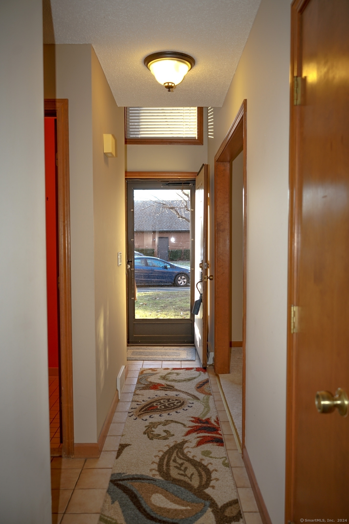 Property Photo:  105 Maple Avenue Apt 9  CT 06066 