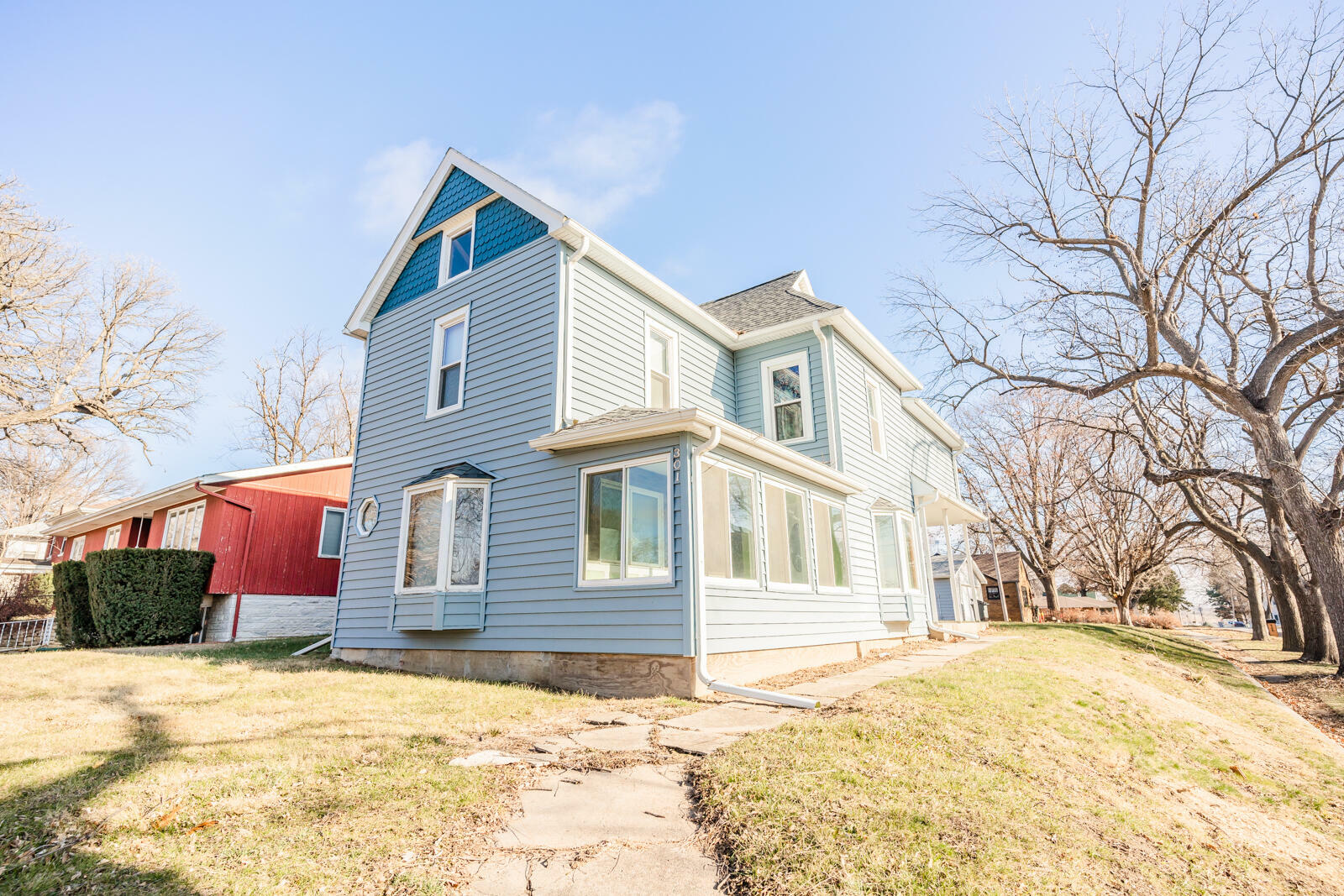 Property Photo:  301 N Walnut  Street  IA 51534 