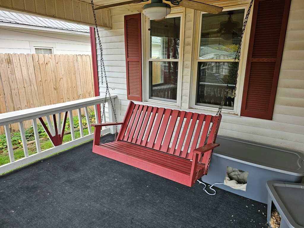 Property Photo:  400 East Sycamore Street  KY 41230 