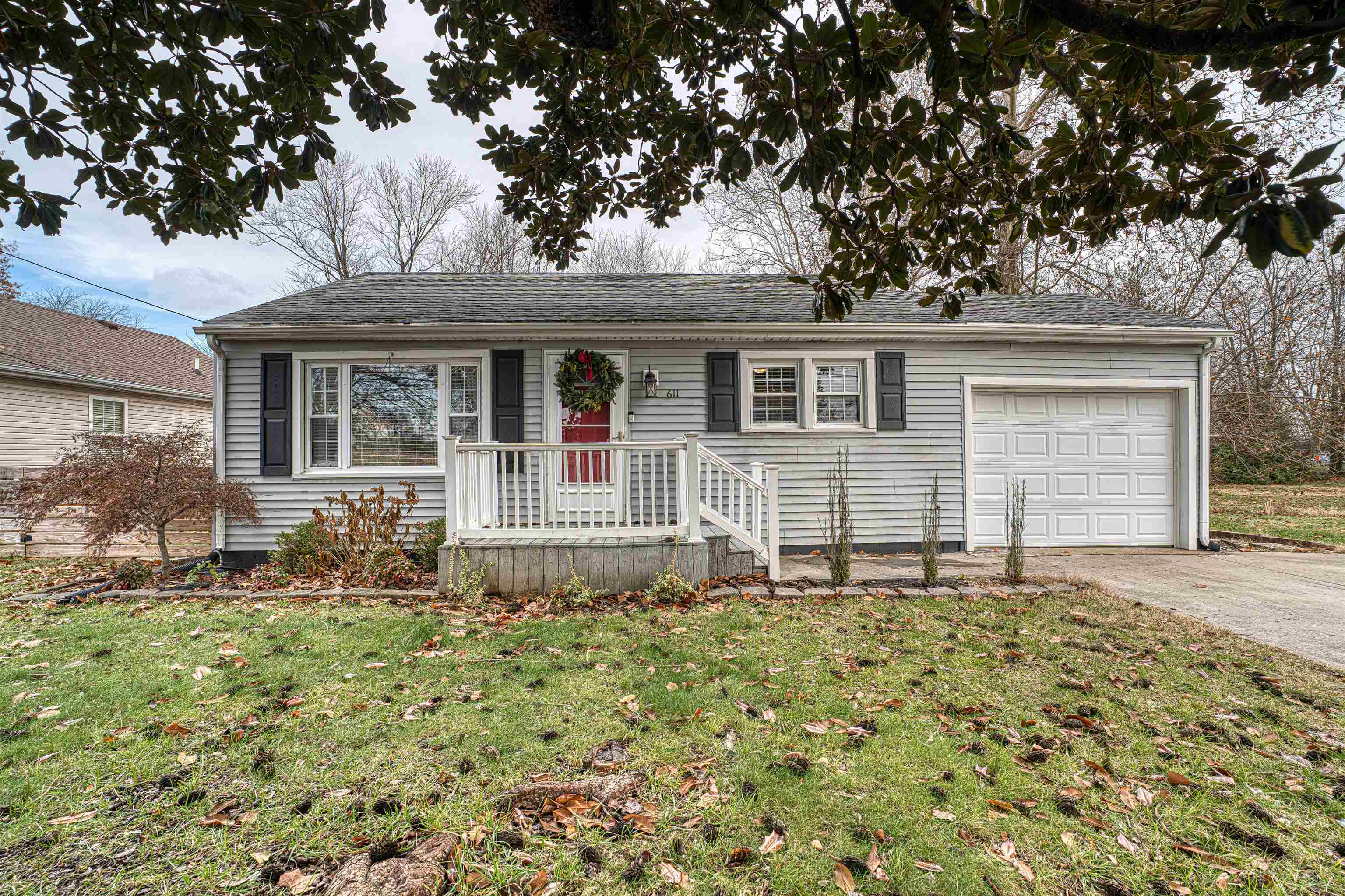 Property Photo:  611 Kimsey Ln  KY 42420 