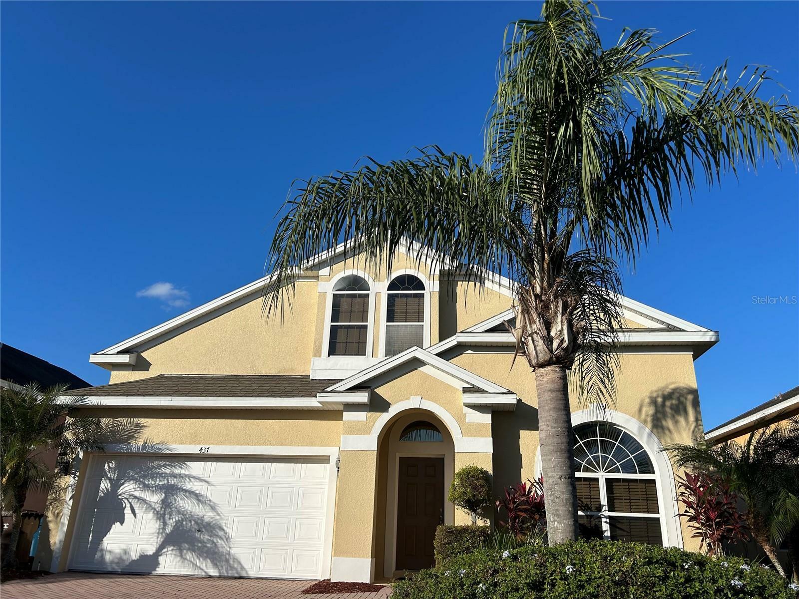 Property Photo: 437 Cadiz Loop FL 33837