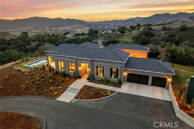 Property Photo:  6550 Squire Knoll Road  CA 93401 