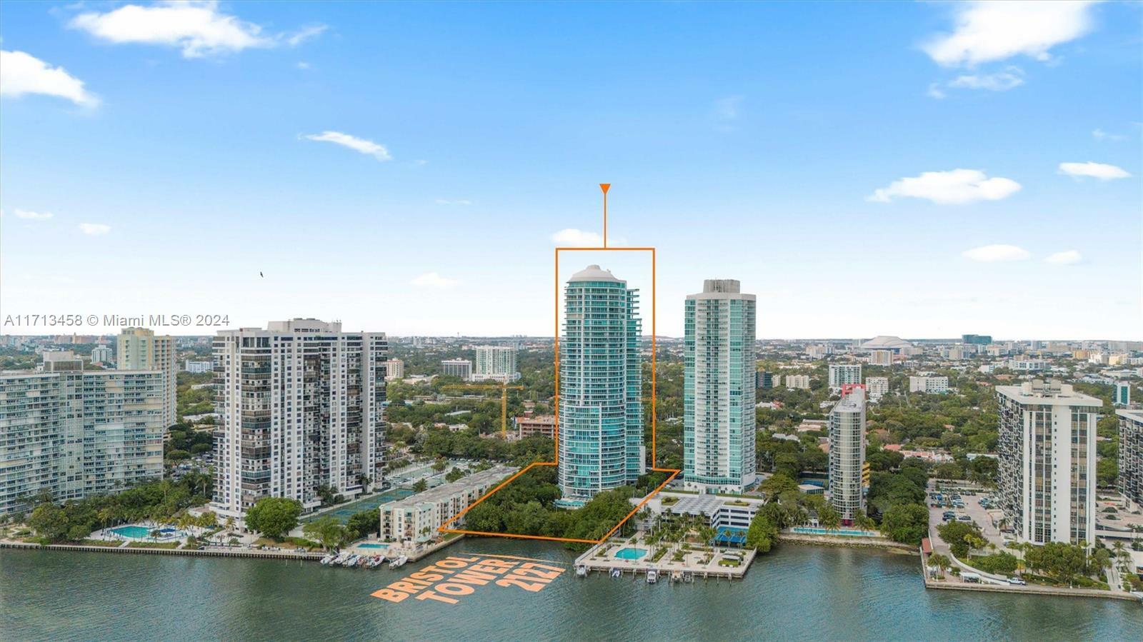 Property Photo:  2127 Brickell Ave 2804  FL 33129 