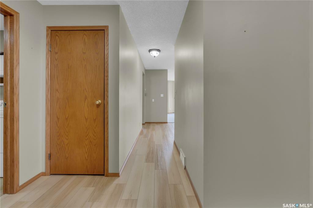 Property Photo:  561 Broadway Street W 309  SK S0G 1S0 