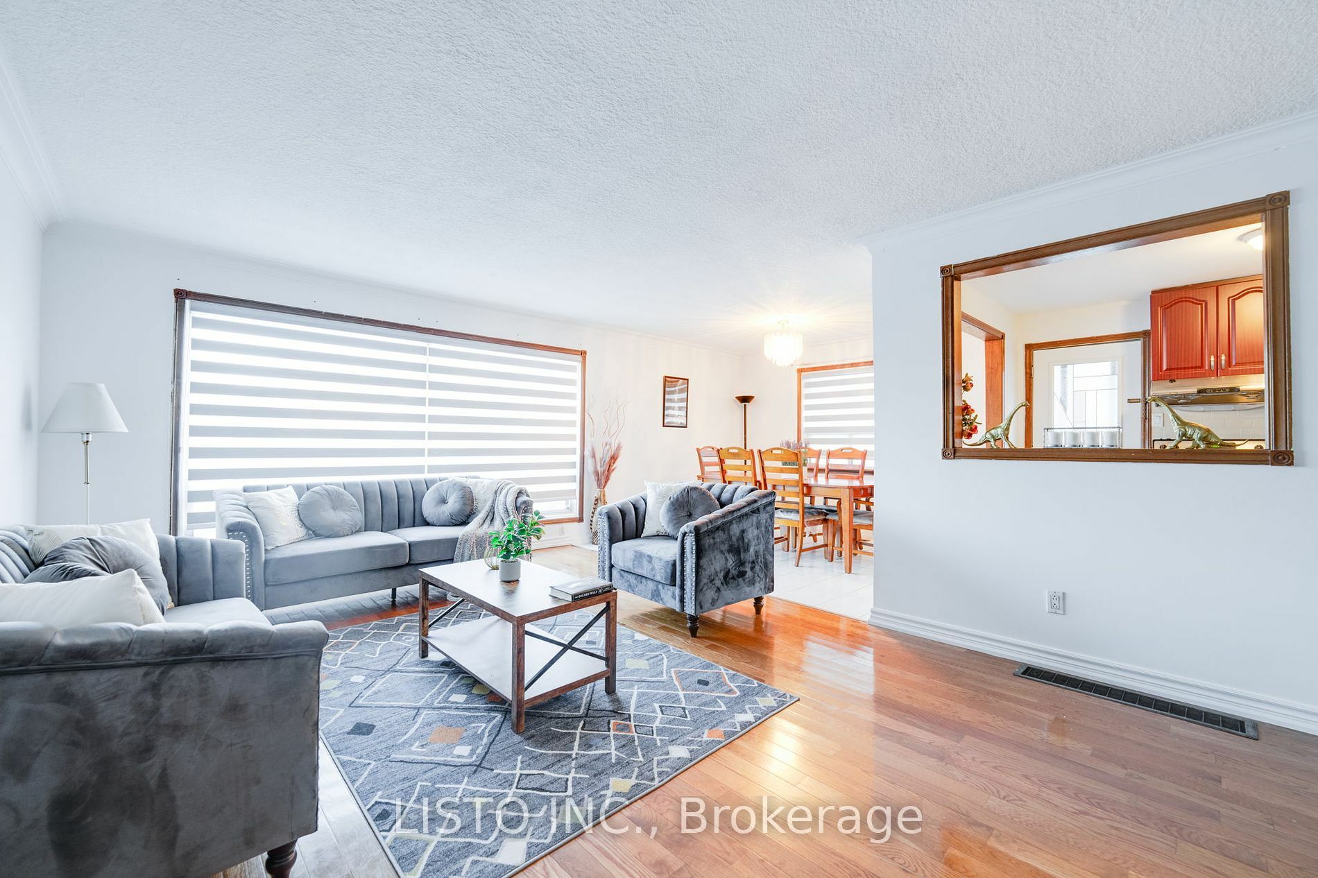 Property Photo:  18 Demarco Blvd W  ON M6L 2W1 