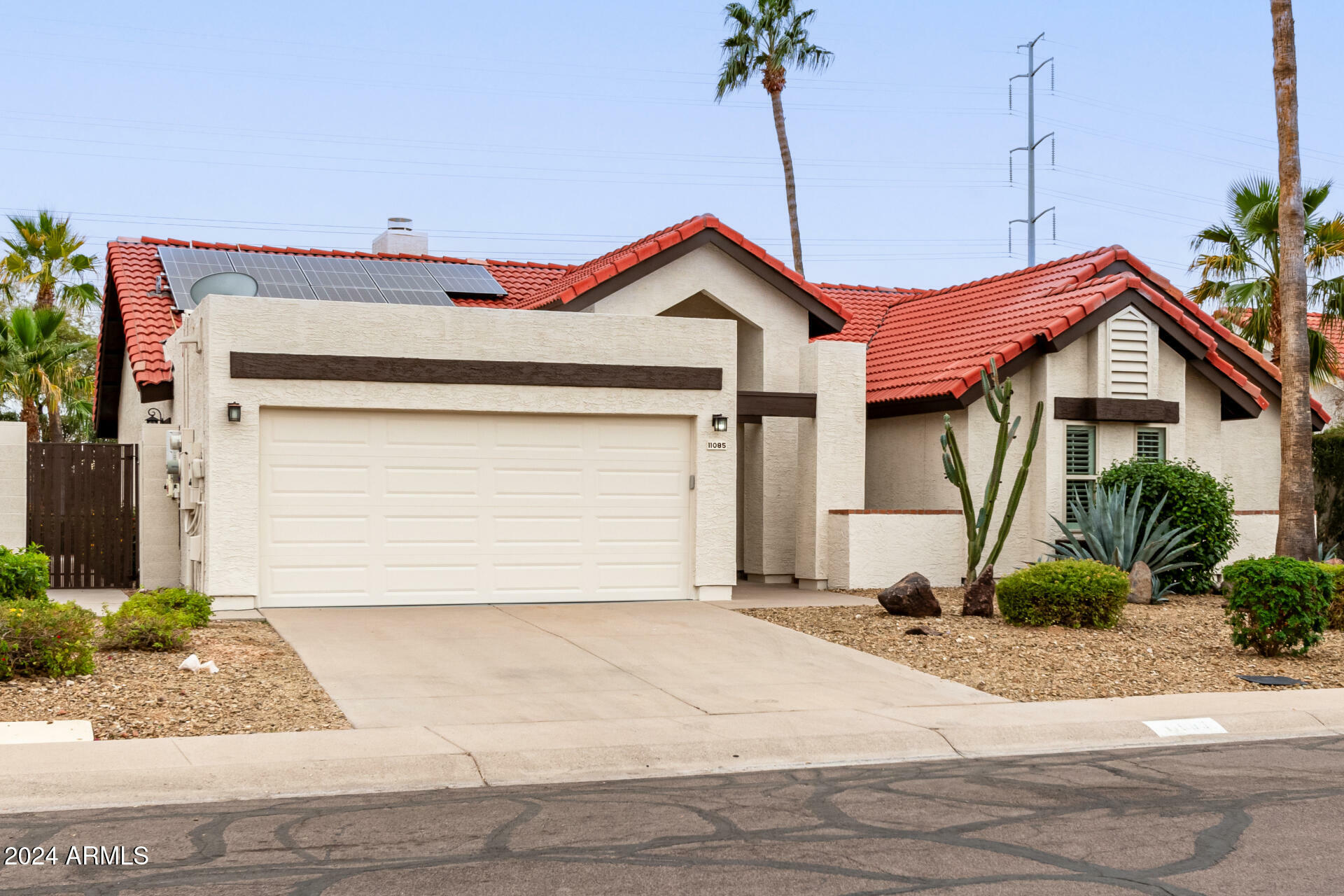 Property Photo: 11085 E Becker Lane E AZ 85259