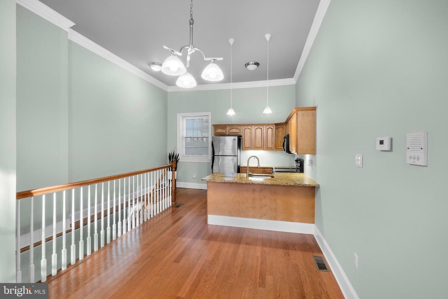 Property Photo:  1708 Pine Street 1F  PA 19103 