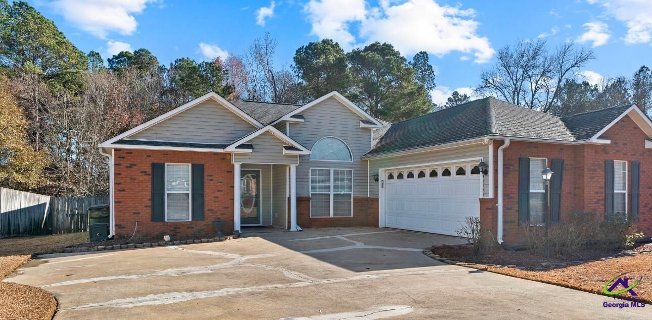 Property Photo: 203 Roaring Forks Drive GA 31005