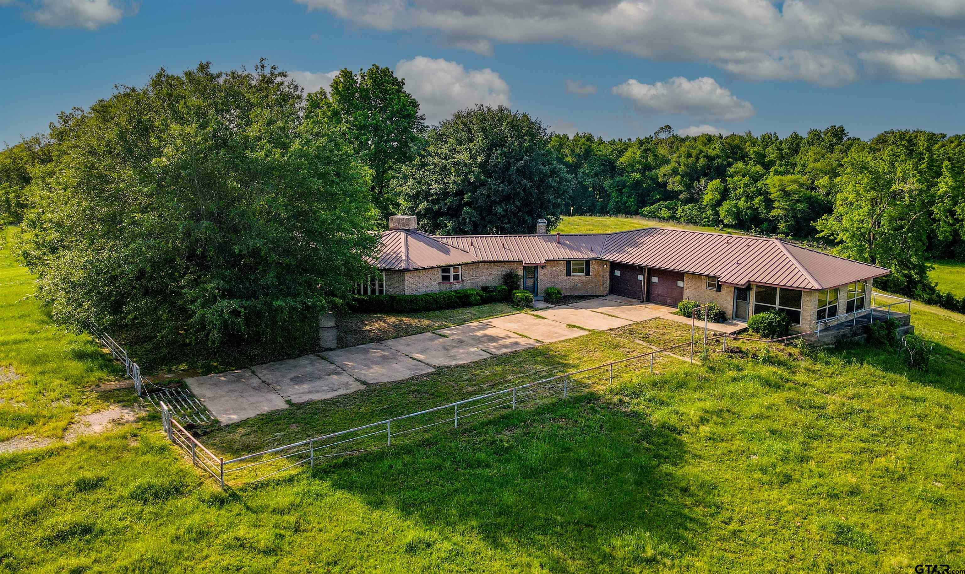 Property Photo:  1524 County Road 1468  TX 75783 