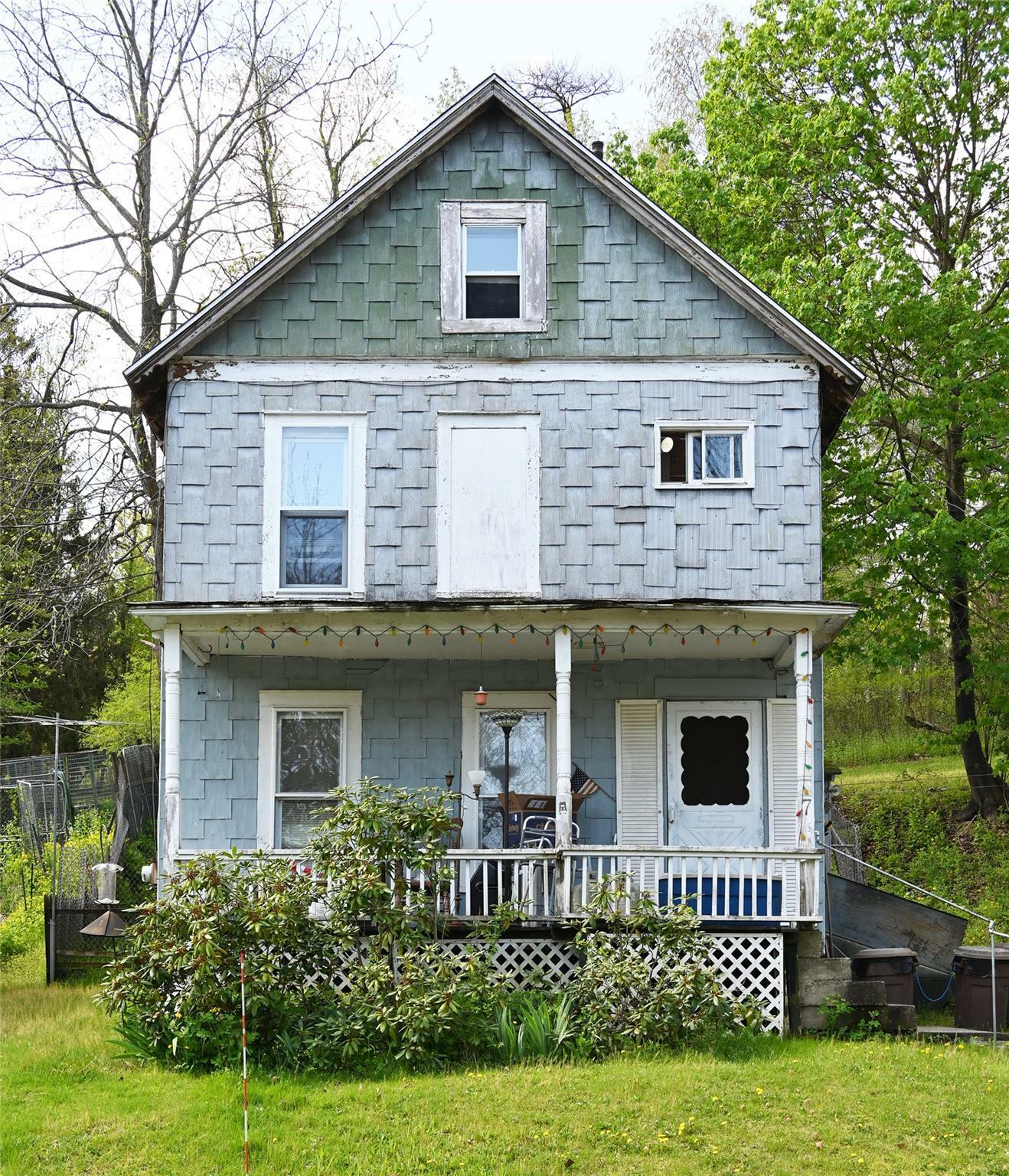 Property Photo:  7 2nd Avenue  NY 10988 