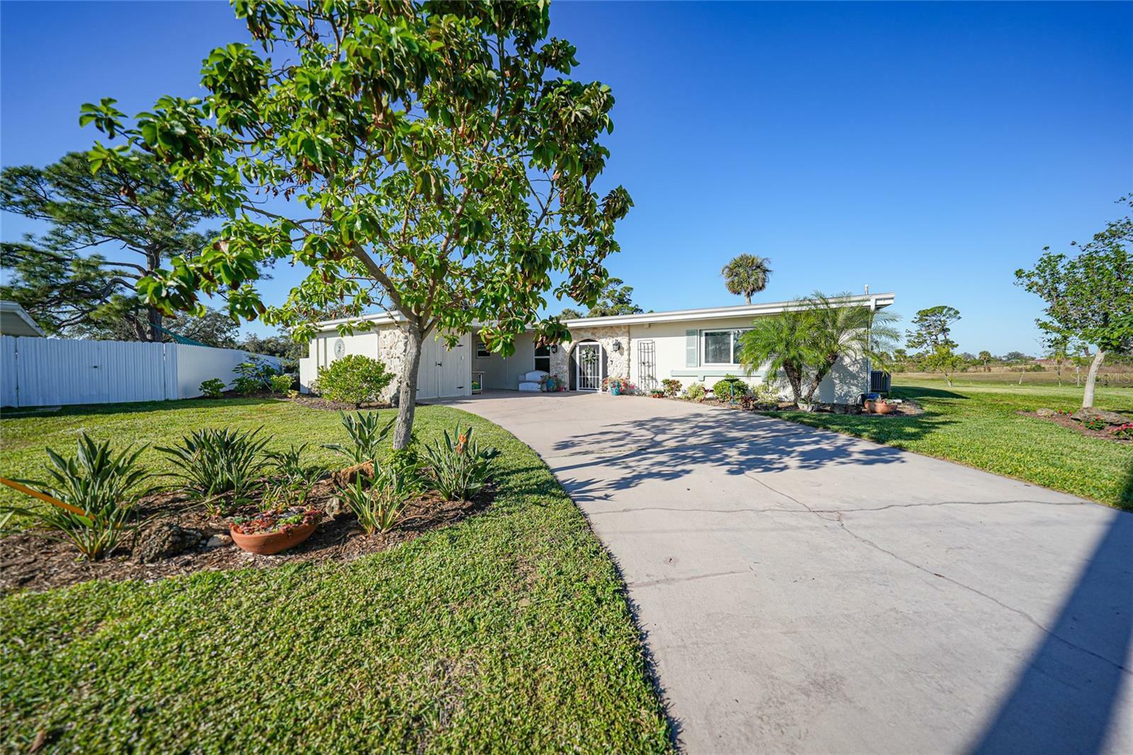 Property Photo:  22501 Bolanos Court  FL 33952 