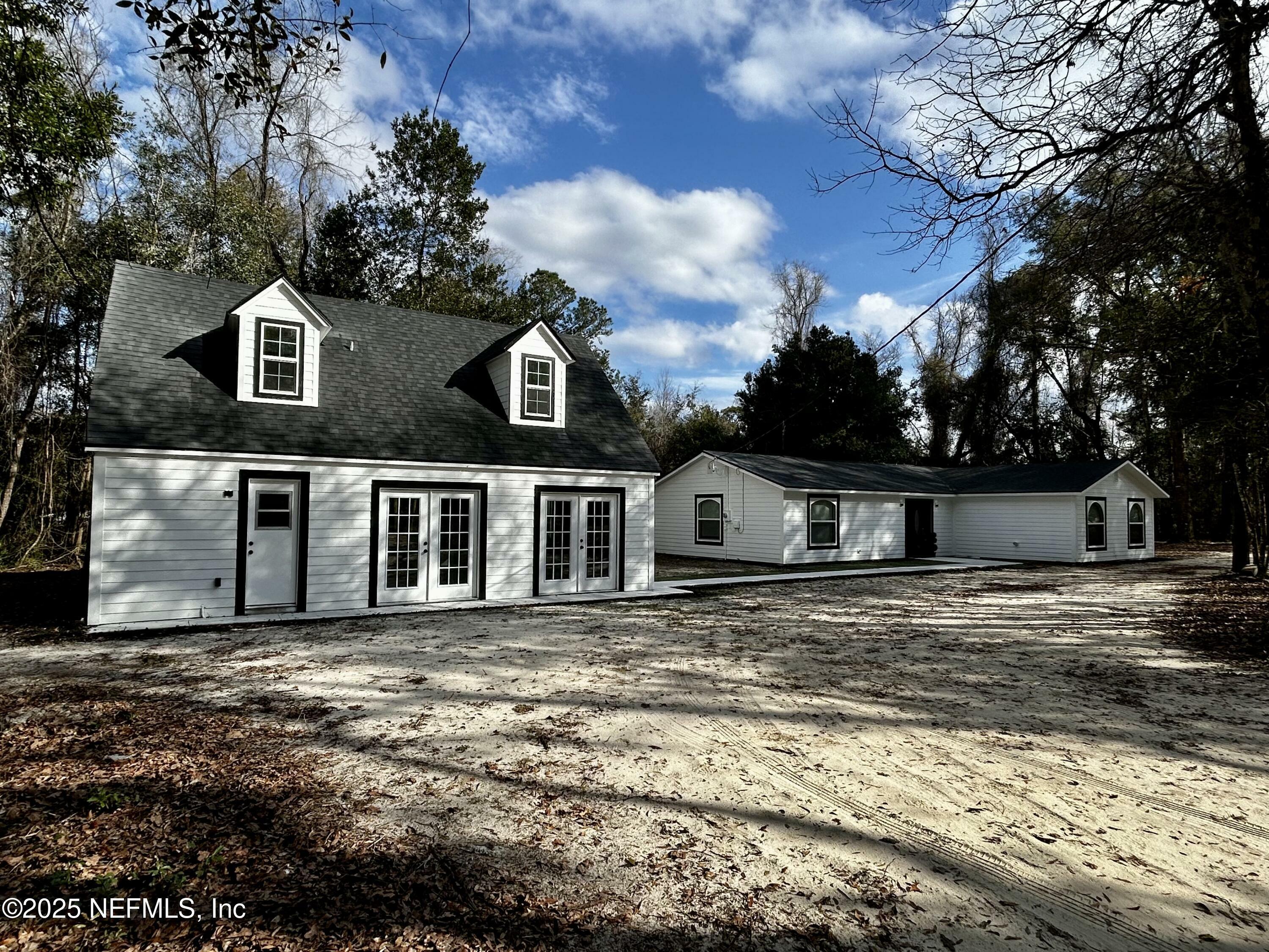 Property Photo: 4774 Leopard Circle FL 32068