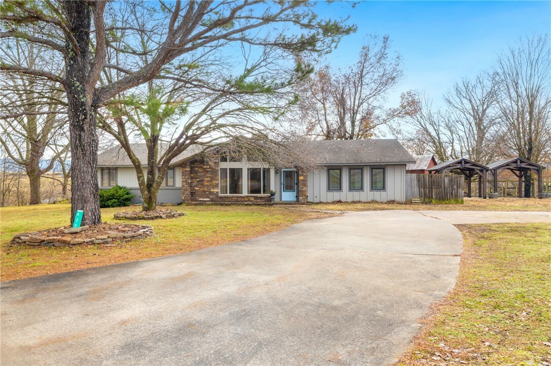 Property Photo:  433 Goose Creek Road  AR 72730 