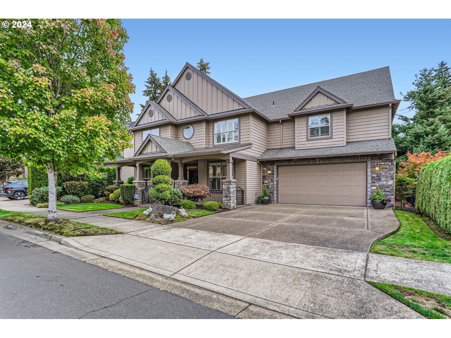 10303 SW Crow Way  Tualatin OR 97062 photo
