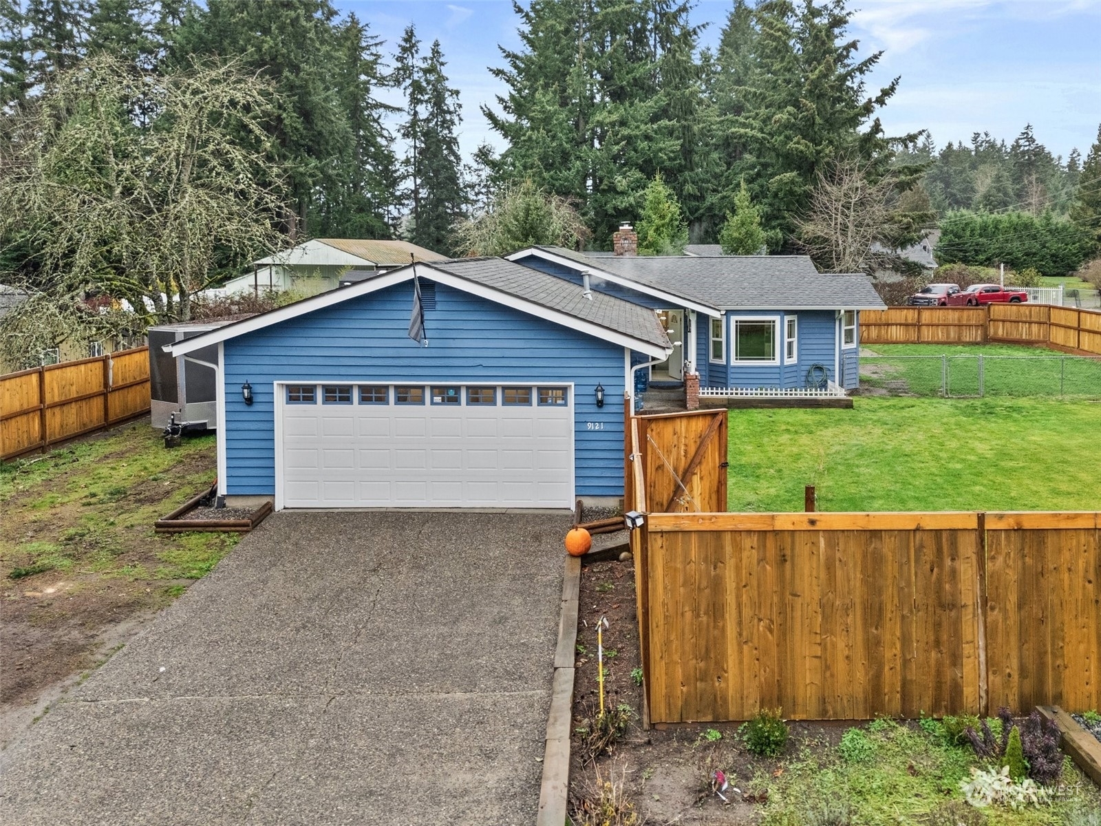 Property Photo:  9121  157th Street E  WA 98375 