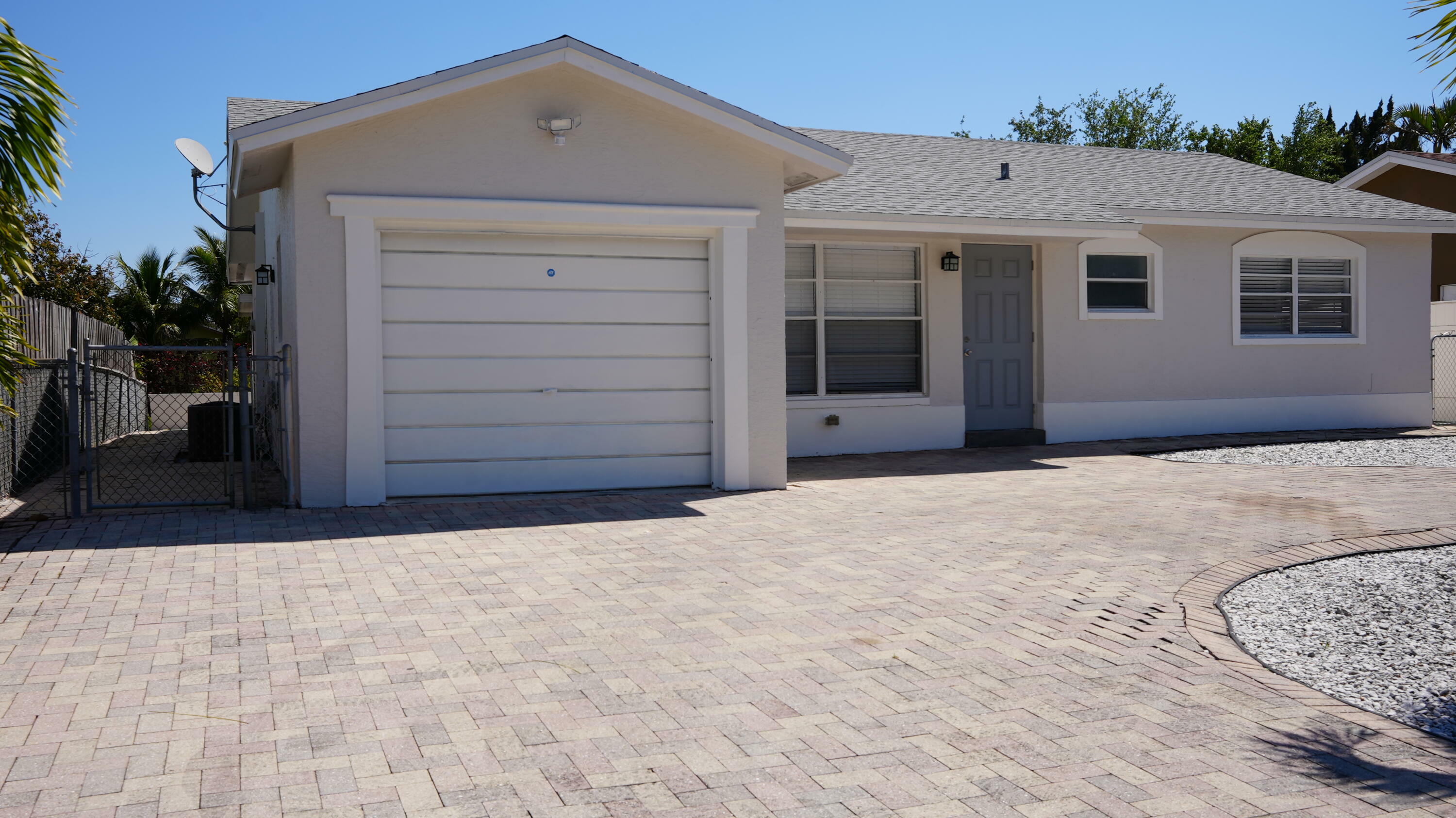 Property Photo:  22446 SW 66th Avenue  FL 33428 