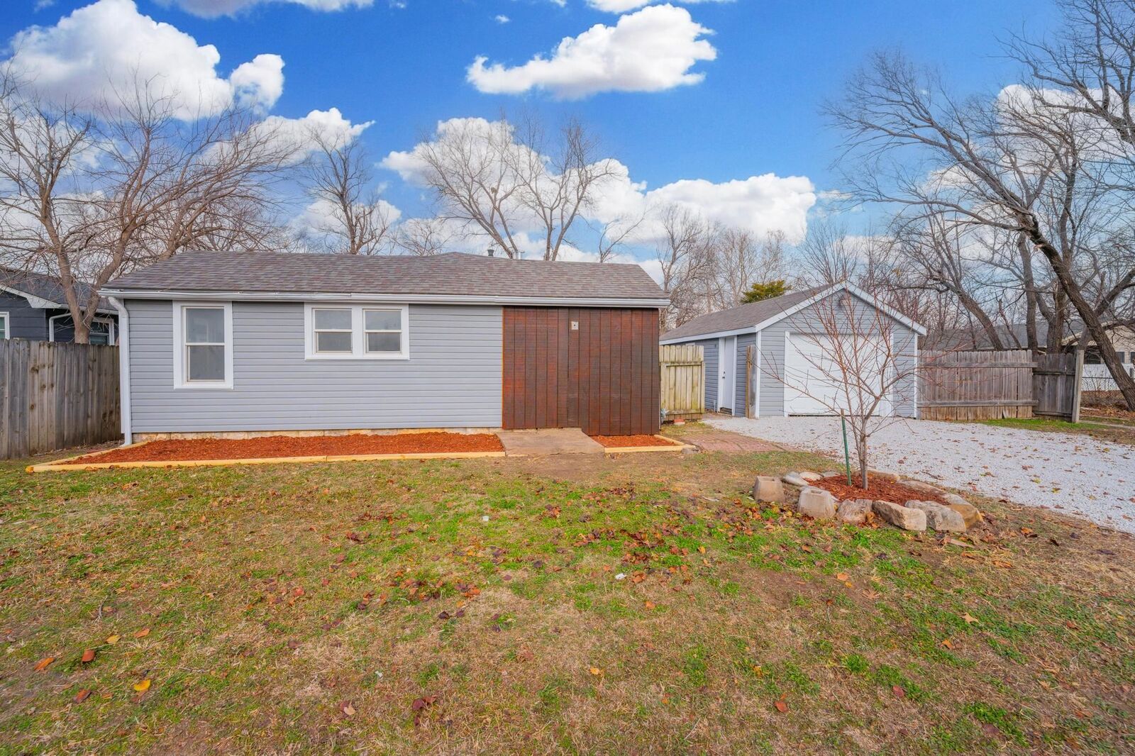 Property Photo:  422 W 2nd Ave  KS 67052 