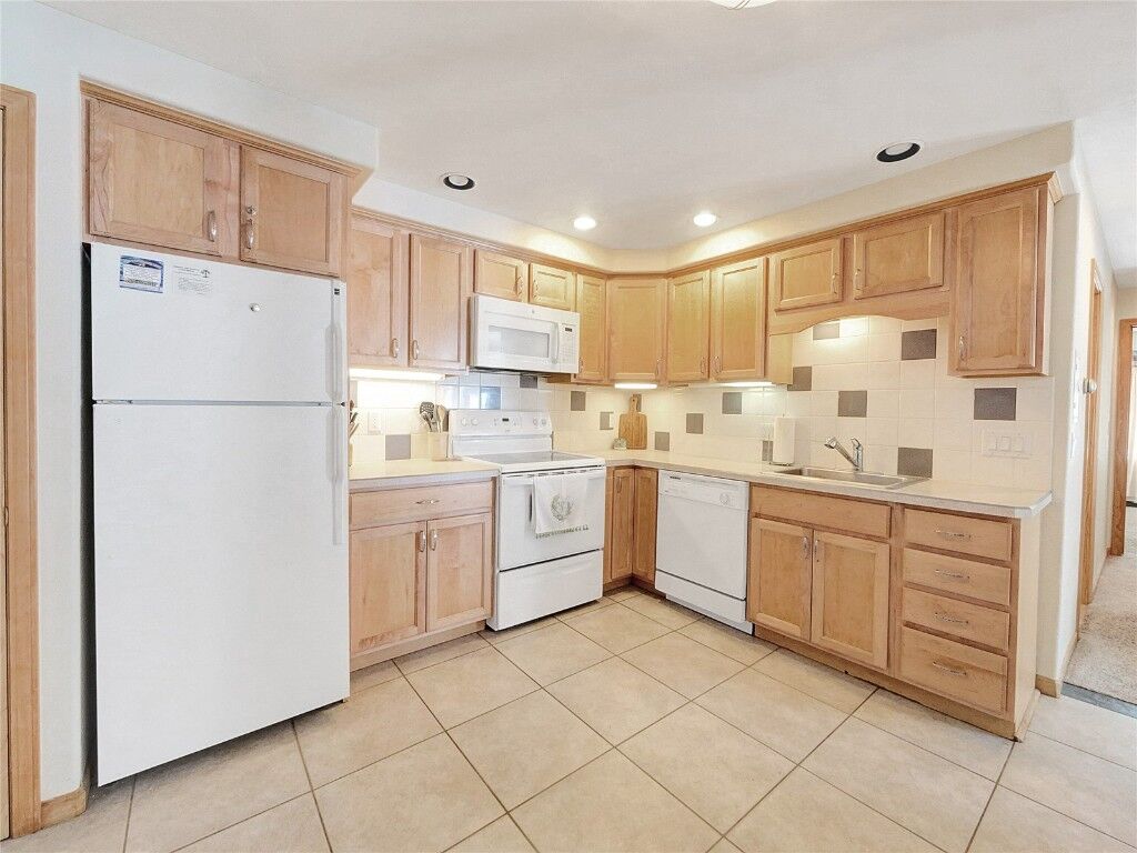 Property Photo: 2300 Lodge Pole Circle 106 CO 80498
