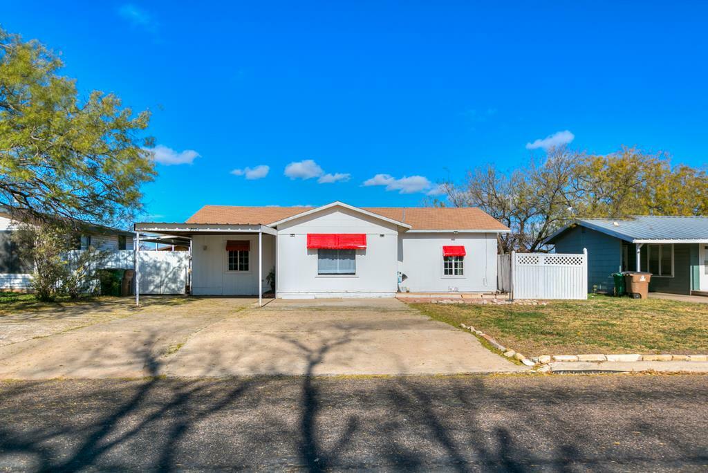 Property Photo:  2306 Jomar St  TX 76901 