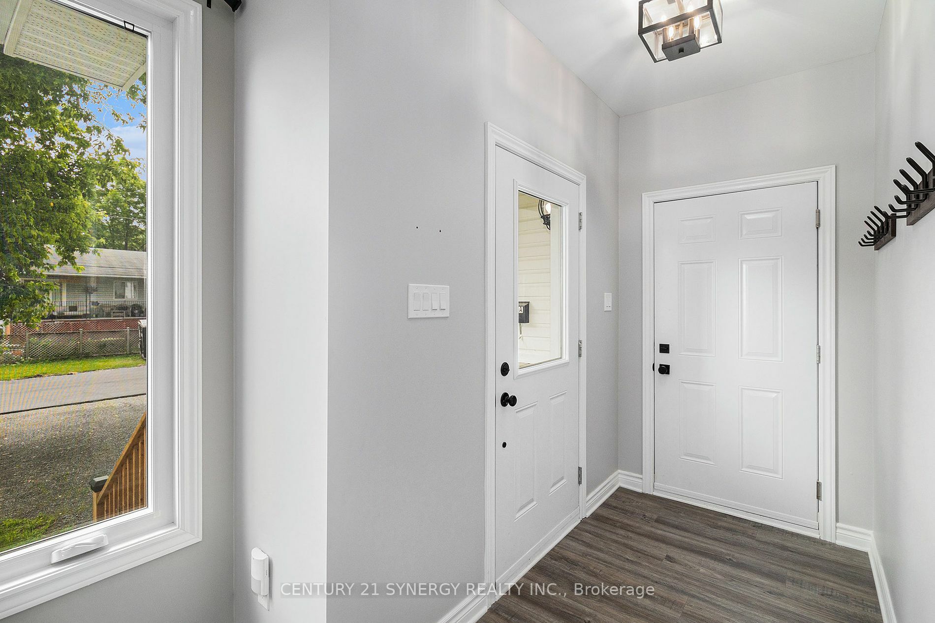 Property Photo:  26 King Street  ON K7A 3C9 