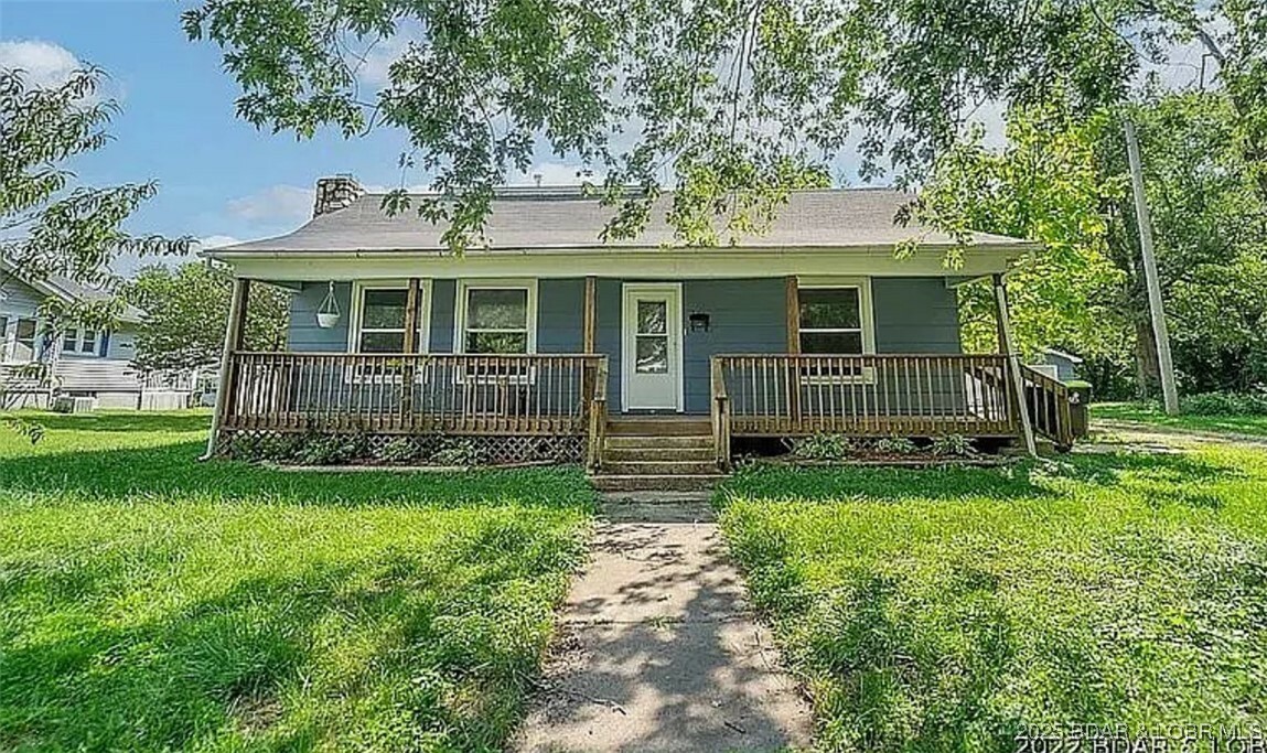 Property Photo:  508 Monroe Street  MO 65084 