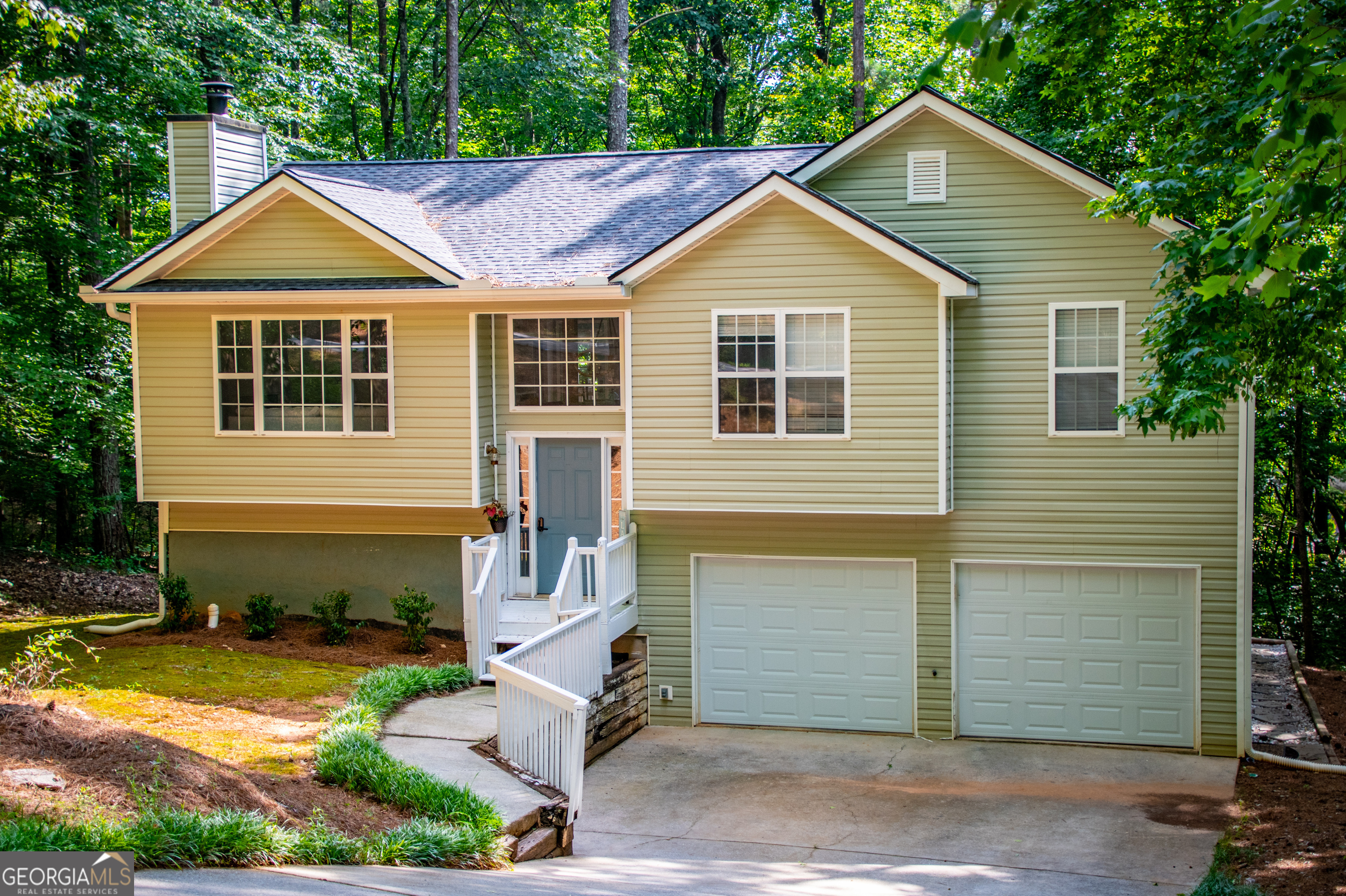 Property Photo: 2277 Ashton Drive GA 30180