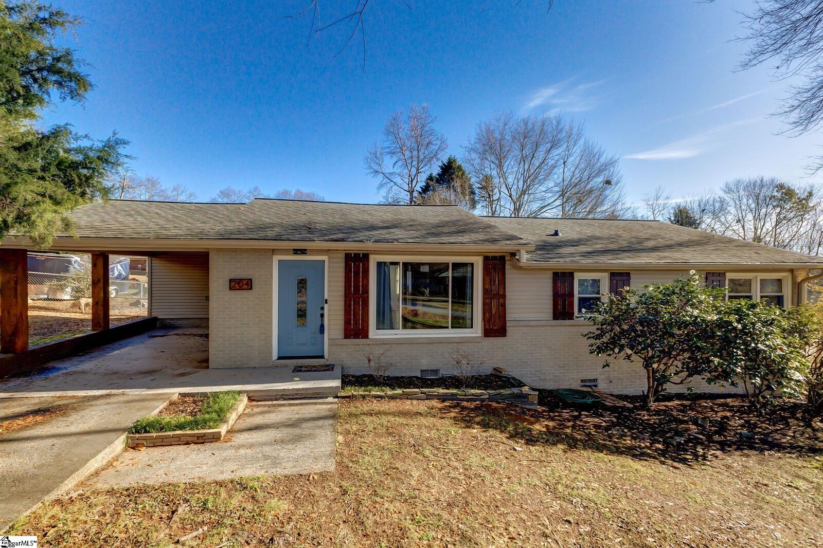Property Photo: 204 Whitten Street SC 29640