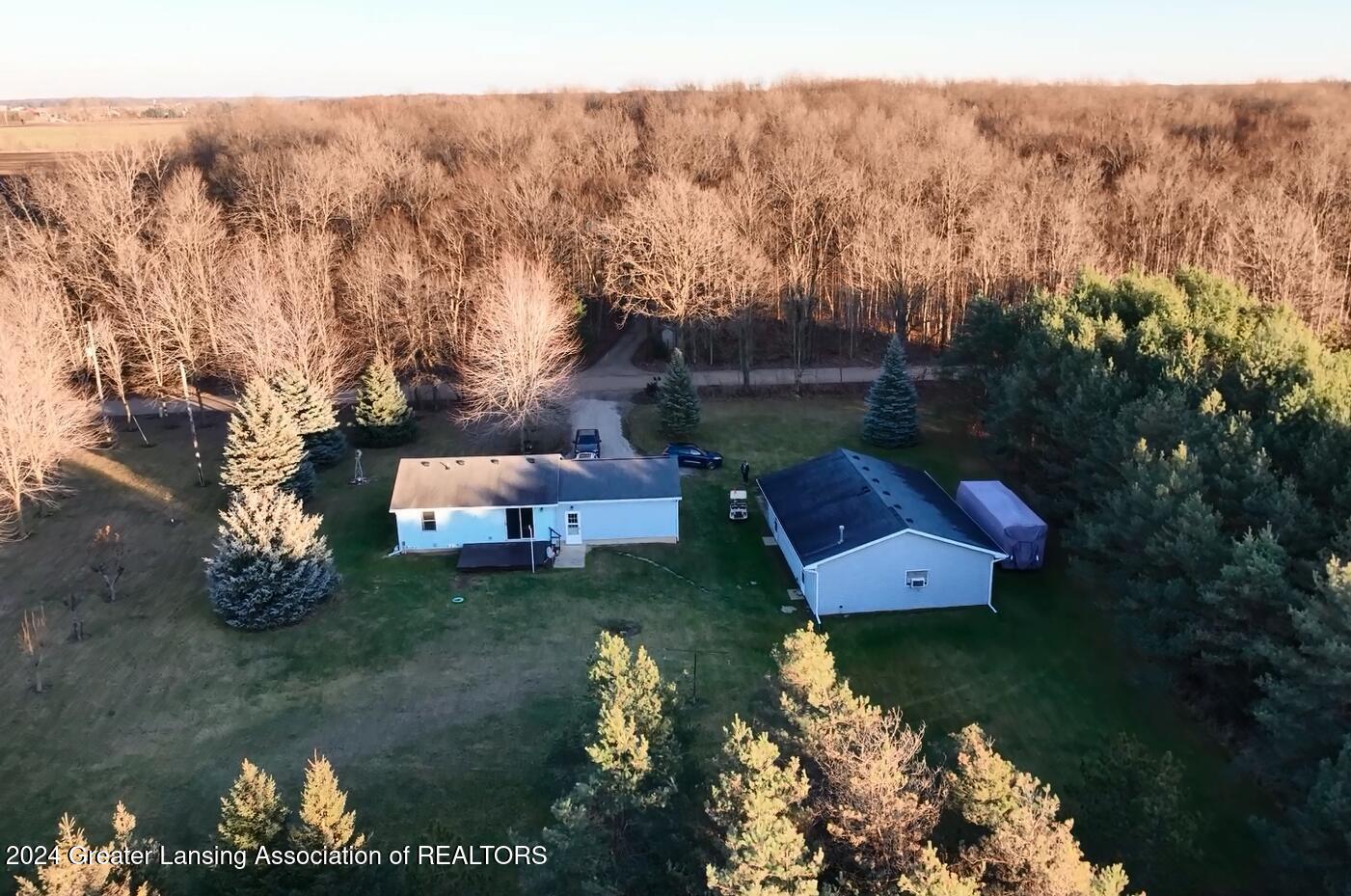 Property Photo: 5400 S Forest Hill Road MI 48879