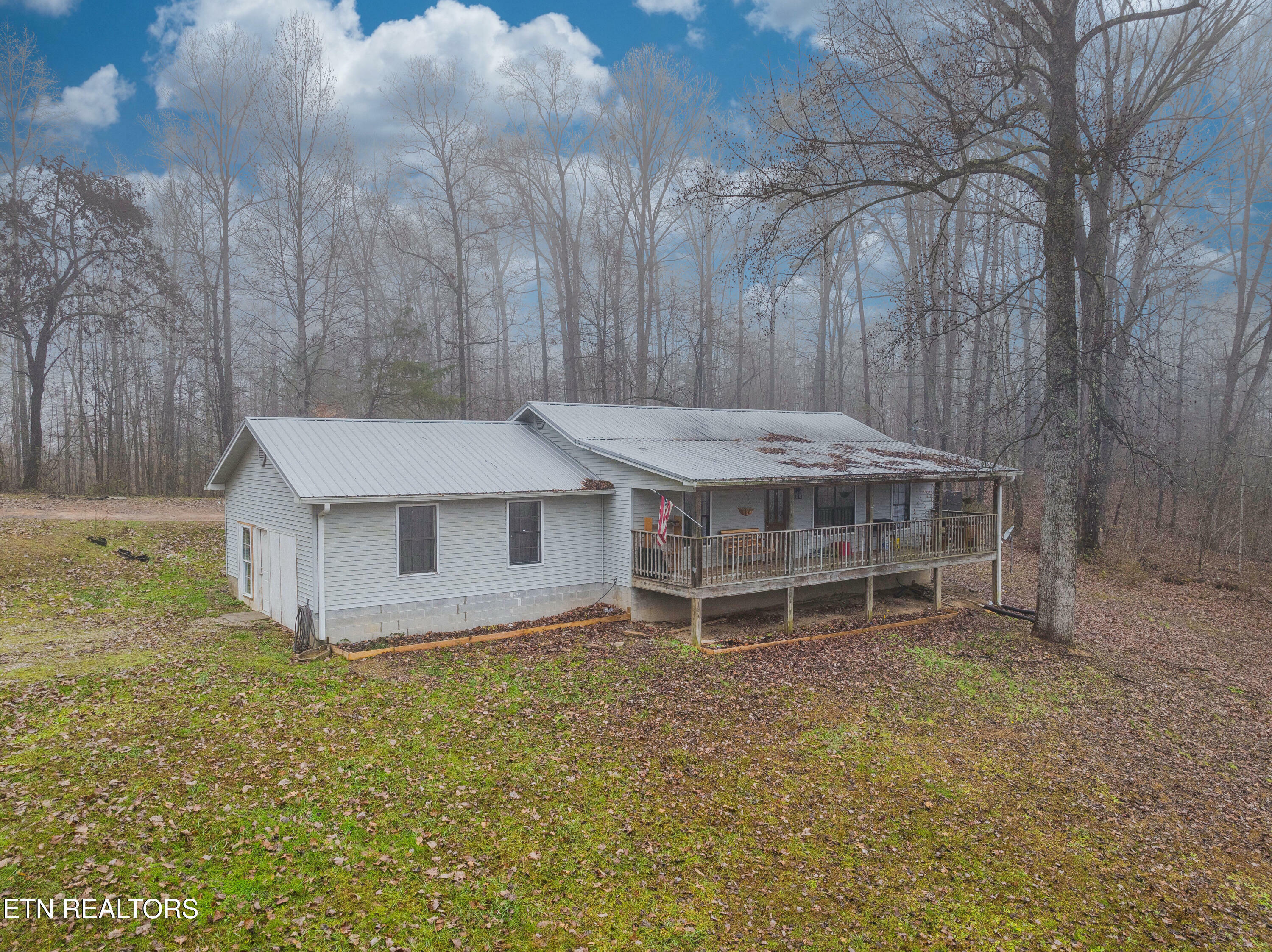 Property Photo:  1410 Glade Springs Rd  TN 37766 