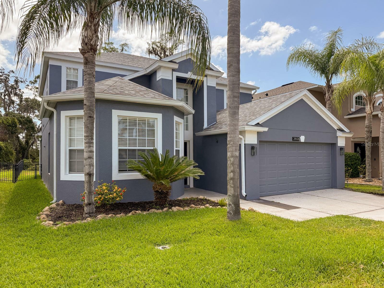 Property Photo: 2806 Balforn Tower Way FL 34787