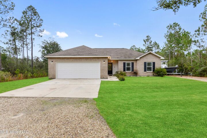 19350 Fenton Dedeaux Road  Kiln MS 39556 photo