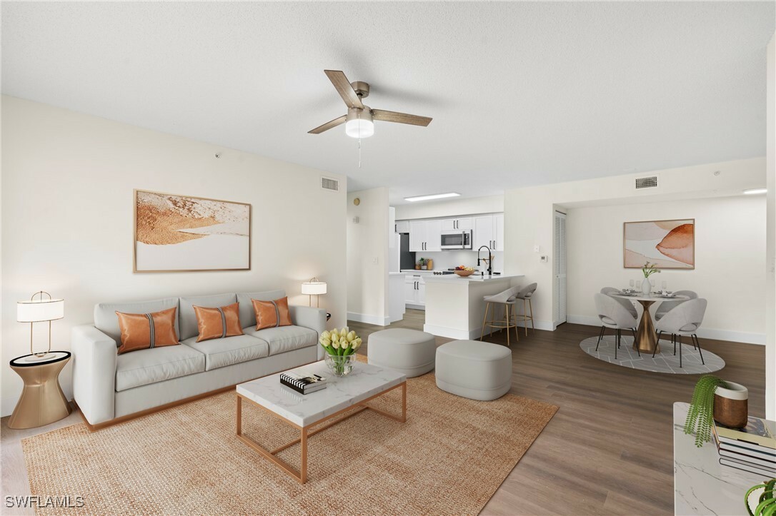 Property Photo: 8950 Colonnades Court E 815 FL 34135