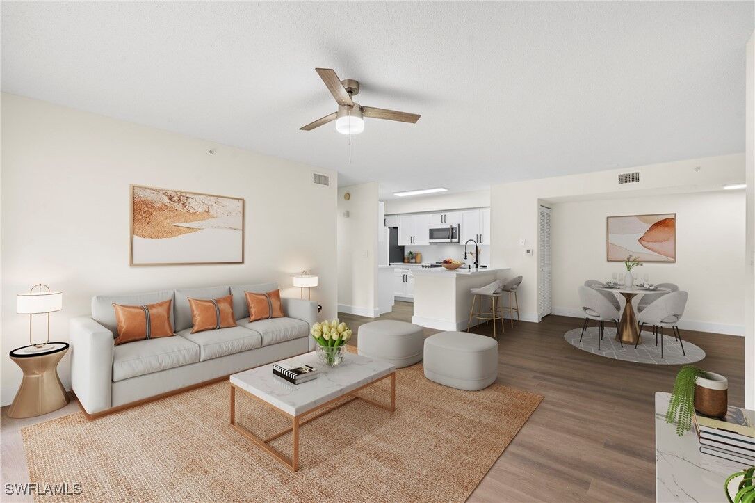 Property Photo:  8950 Colonnades Court E 815  FL 34135